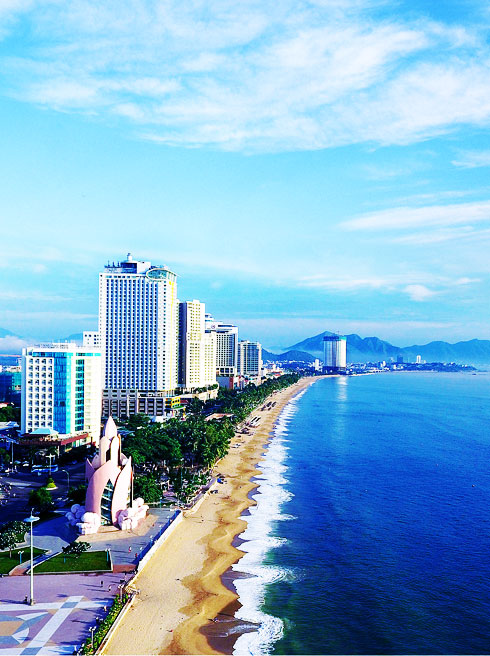 NHA TRANG – MÙA HÈ BIỂN XANH