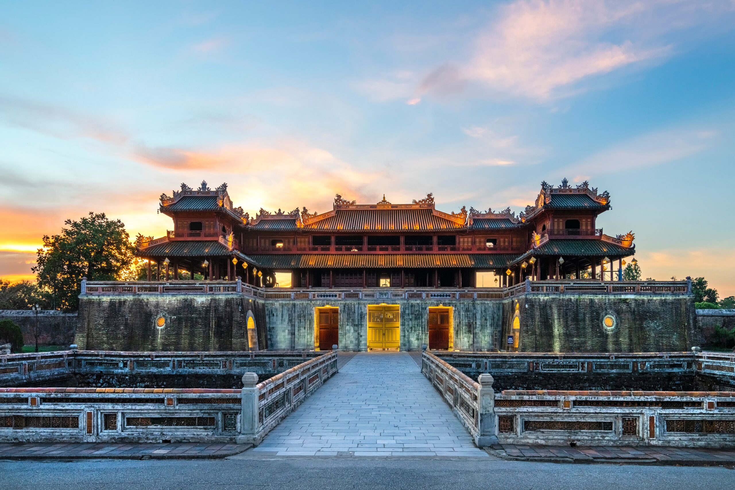  “HUẾ – HÀNH TRÌNH CỐ ĐÔ”