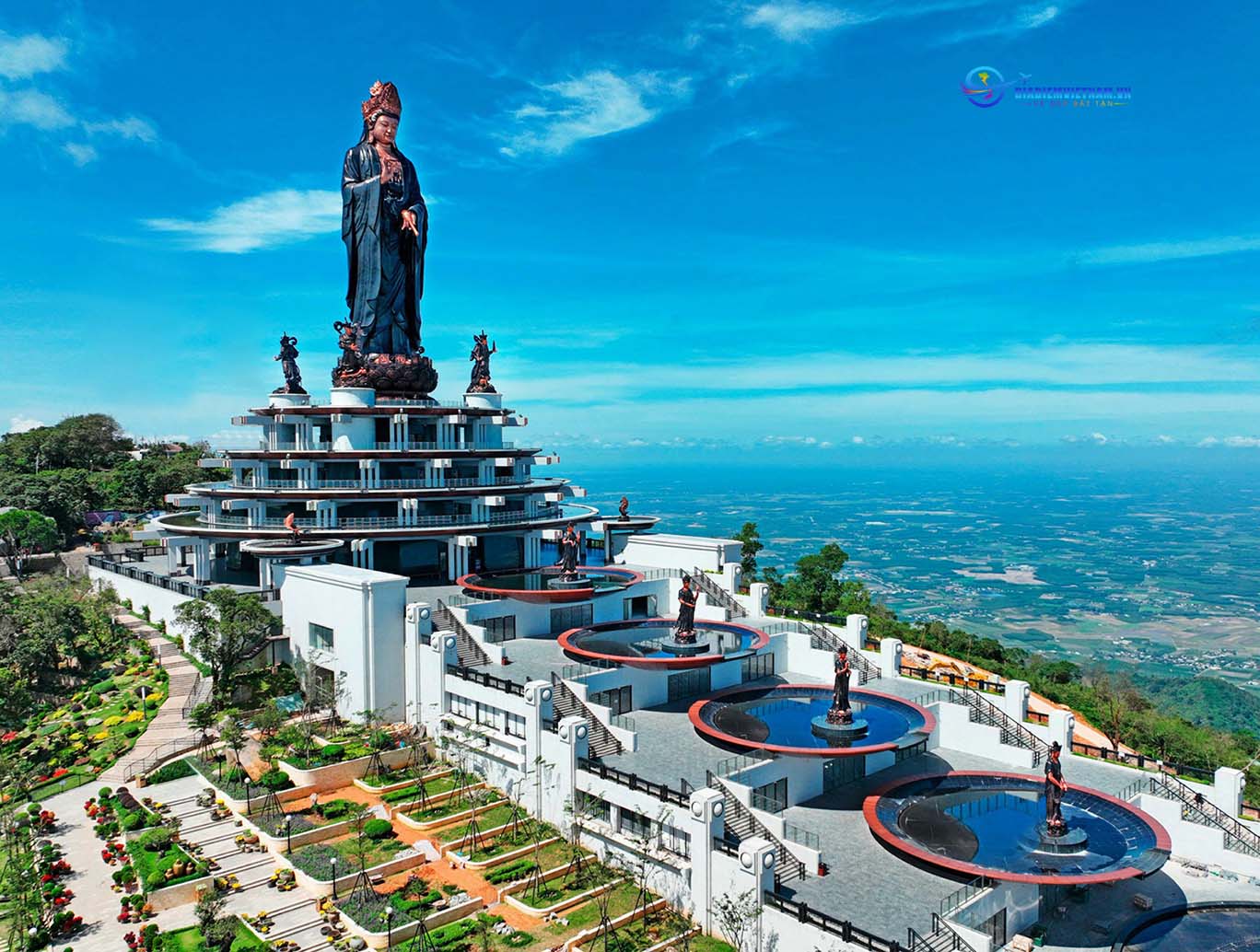 TÂY NINH – NÚI BÀ – ĐỈNH VÂN SƠN – BUFFET NĂM CHÂU